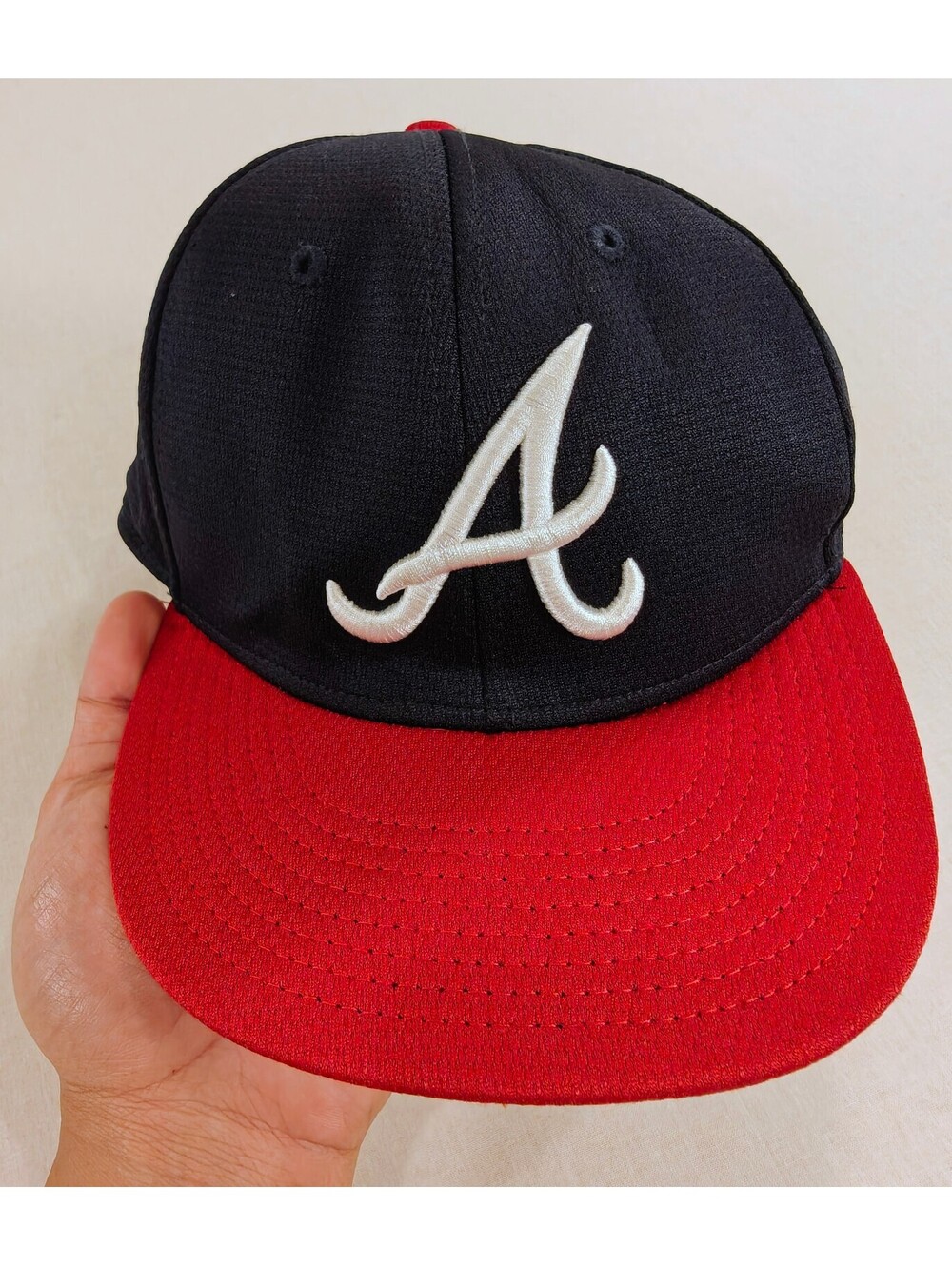 Atlanta Braves Vintage Baseball Youth Cap Black and Red Adjustable Snapback Hat